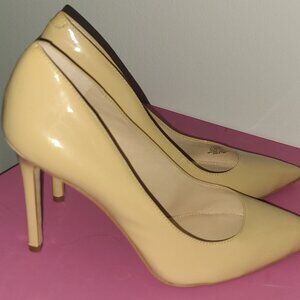 Vince Camuto Pumps